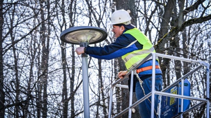 Продължава модернизацията на осветлението в Южния парк