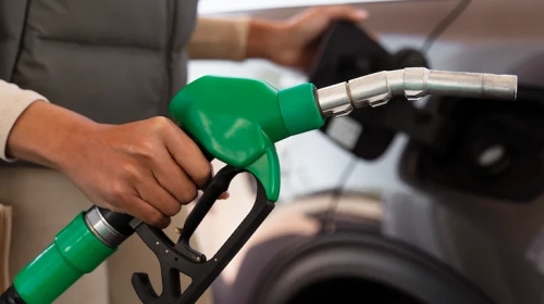 Гърция замрази печалбите от горива