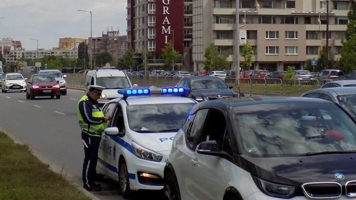 Конфискуват колите на 270 българи заради чужд лизинг
