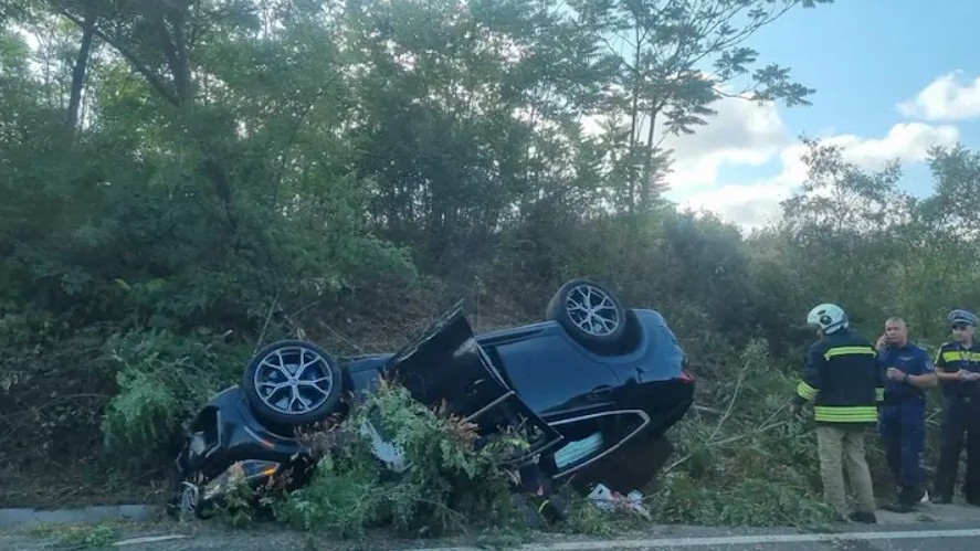 Опасни стълбове сеят смърт по родните пътища