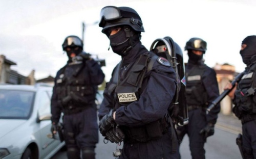 Претърсиха банка "Ротшилд" в Париж при разследване по досиетата "Епстийн"