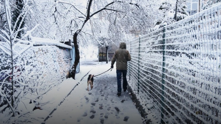 Пролетен обрат: Сняг идва към София