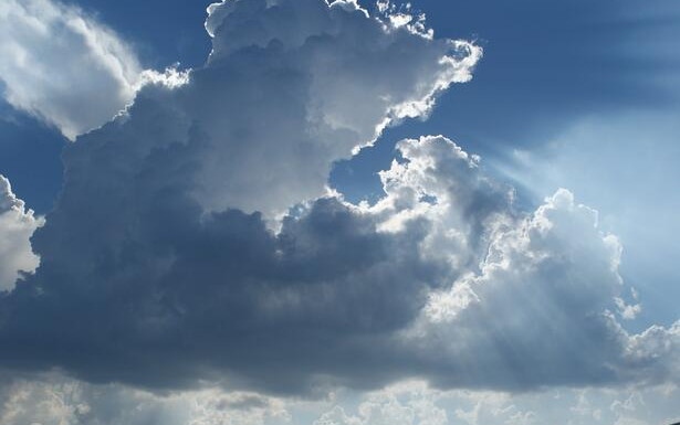 Облачно, с превалявания от дъжд и днес