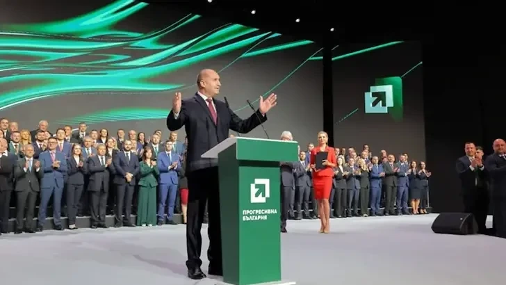 „Маркет ЛИНКС“: Румен Радев доминира вота със 131 депутати