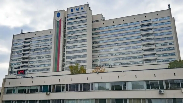 Нова апаратура във ВМА дава възможност за евакуация на до 5 тежко болни по въздух