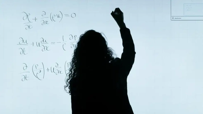 Учители: Върнете повтарянето на клас и оценките за дисциплина