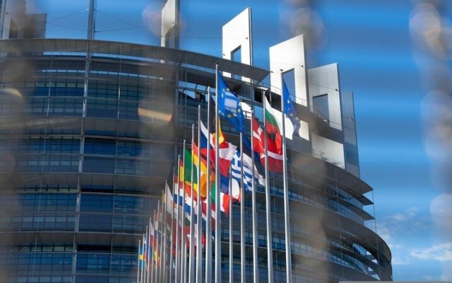 ЕС наложи нови санкции заради депортирането на украински деца в Русия