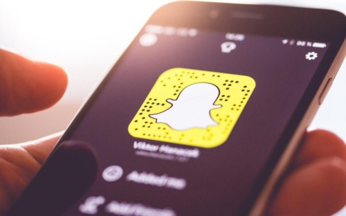 Финландец е обвинен в сексуална експлоатация на над 360 деца в Snapchat