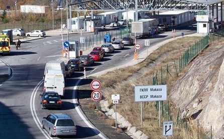 Ад на пред "Маказа" още от ранни зори, 10 км е колоната автомобили