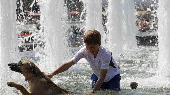 Европа се готви за нова гореща вълна и завръщането на тропическите нощи