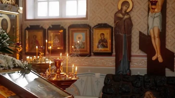 Почитаме свети мъченик Калиник и света Серафима