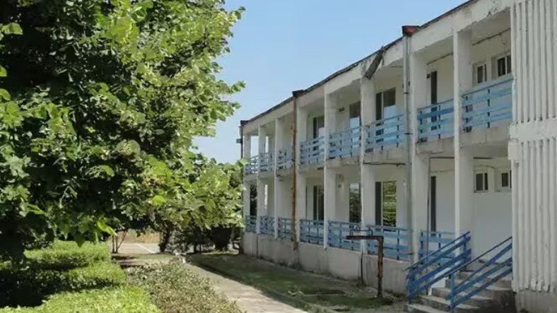 Сметната палата: 108 почивни бази за ученици у нас стоят затворени и се рушат