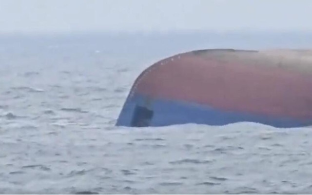 Наши моряци са спасили екипажа на ударения кораб край Констанца