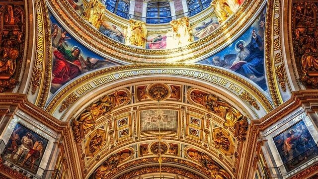 Днес честваме паметта на света великомъченица Параскева от Икония.